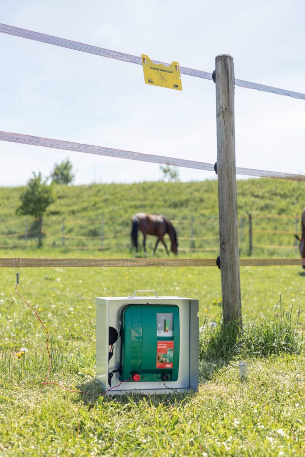 Metall-Akkukasten,Weidezaun  - AKO-Agrartechnik